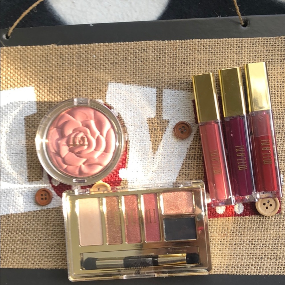 Milani makeup bundle - Picture 1 of 3